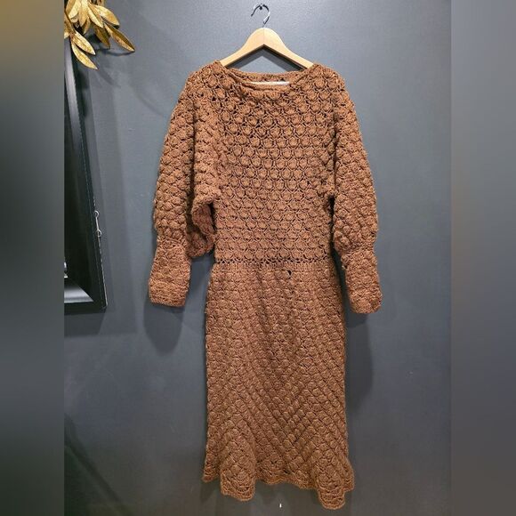 Chocolate Brown Crochet Balloon Sleeve Scallop Fan Design Drop Waist Maxi Dress - Picture 5 of 13